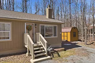 79 Wild Turkey Cir, Lake Ariel, PA 18436 - Photo 2