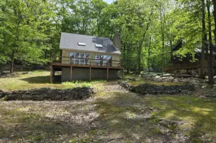 113 E Shore Dr E, Hawley, PA 18428 - Photo 2