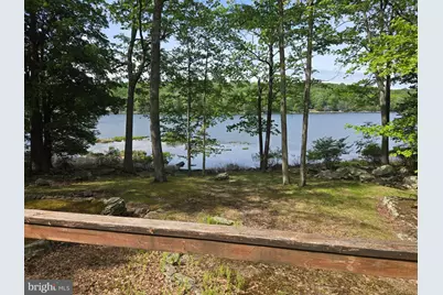 113 E Shore Drive E, Hawley, PA 18428 - Photo 10