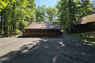 24 Lakeside Dr, Lakeville, PA 18438 - Photo 4