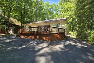 24 Lakeside Dr, Lakeville, PA 18438 - Photo 2