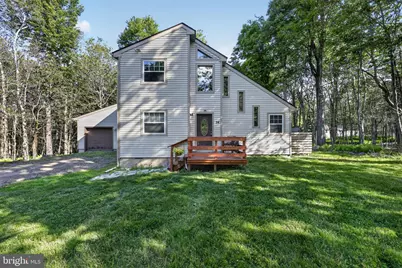 1060 Mohawk Trail, Gouldsboro, PA 18424 - Photo 1