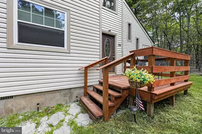 1060 Mohawk Trail, Gouldsboro, PA 18424 - Photo 4