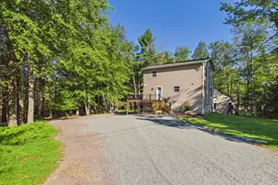 1008 Canoochee Ct, Lake Ariel, PA 18436 - Photo 4