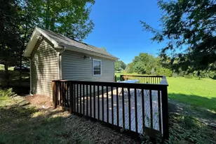 439 Butternut Rd, Newfoundland, PA 18445 - Photo 6