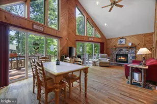 6 Lakeside Dr, Lakeville, PA 18438 - Photo 4