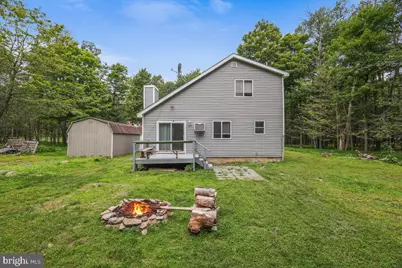 1065 Breezewood Drive, Newfoundland, PA 18445 - Photo 6
