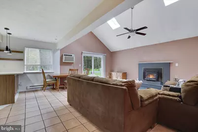 1065 Breezewood Drive, Newfoundland, PA 18445 - Photo 10