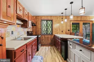 1022 Hilltop Dr, Newfoundland, PA 18445 - Photo 14