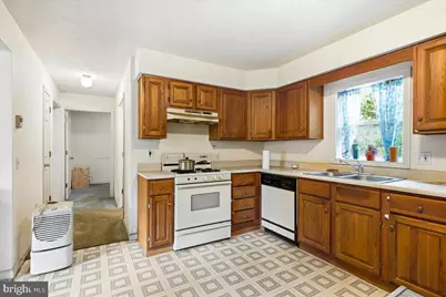 72 Steep Hill Road, Beach Lake, PA 18405 - Photo 6