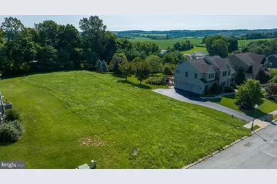 540 Monocacy Trail, Spring Grove, PA 17362 - Photo 2