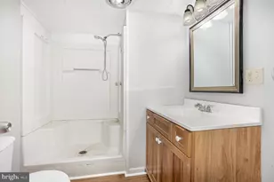 40 Meadowbrook Ct, New Cumberland, PA 17070 - Photo 4