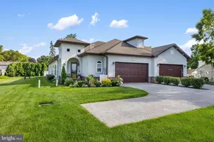 2224 Eastern Blvd, York, PA 17402 - Photo 2