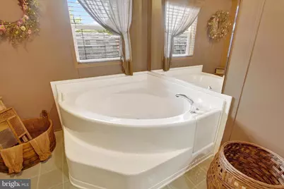 717 Lake Drive, Mount Wolf, PA 17347 - Photo 14