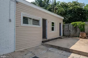 315 W North St, York, PA 17401 - Photo 4