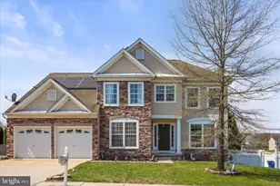 180 Hunter Creek Dr, York, PA 17406 - Photo 2