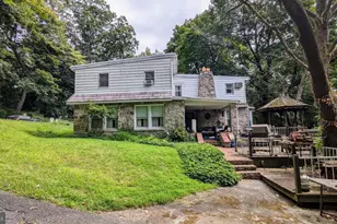 1987 Ridgewood Rd, York, PA 17406 - Photo 2