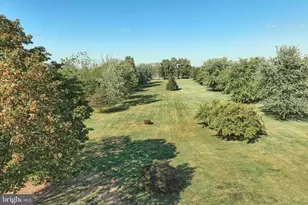 868 Greenbriar Rd, York, PA 17404 - Photo 16