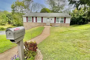 1 Valley View Rd, York, PA 17403 - Photo 2