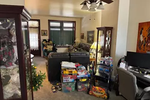 908 W College Ave, York, PA 17401 - Photo 2