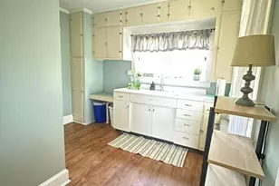 1918 Carlisle Rd, York, PA 17408 - Photo 4