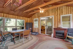 719 N Creek Rd, Abbottstown, PA 17301 - Photo 2