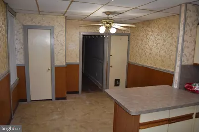 719 W Philadelphia Street #1, York, PA 17403 - Photo 2