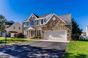 124 Evergreen Cir, Dillsburg, PA 17019 - Photo 1