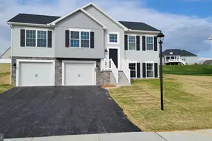 2670 Victorian Dr, Dover, PA 17315 - Photo 2