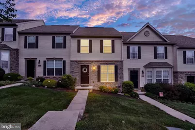 2756 Seabiscuit Street #17A, York, PA 17402 - Photo 2