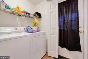 2756 Seabiscuit St, York, PA 17402 - Photo 18