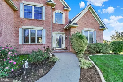 639 Chestnut Hill Road, York, PA 17402 - Photo 2