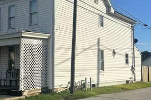 209 Fulton St, Hanover, PA 17331 - Photo 2