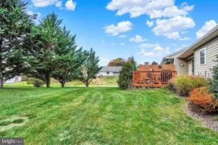 2860 Golden Villas Dr, York, PA 17408 - Photo 24