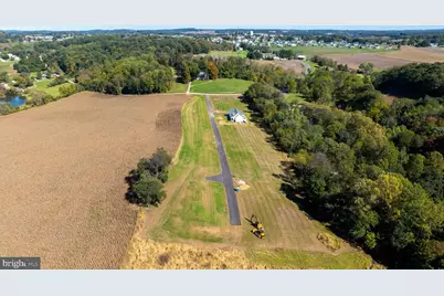 Lot 8 Portland Model Harambe Overlook, Shrewsbury, PA 17361 - Photo 2