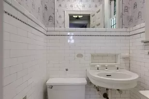 146 E Springettsbury Ave, York, PA 17403 - Photo 18