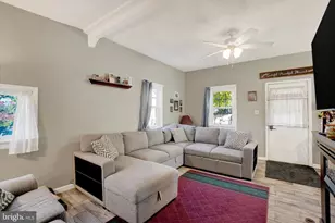 1262 S Albemarle St, York, PA 17403 - Photo 4