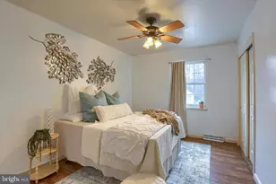 201 Overview Cir W, Red Lion, PA 17356 - Photo 14