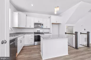 436 Bradford Dr, Red Lion, PA 17356 - Photo 8