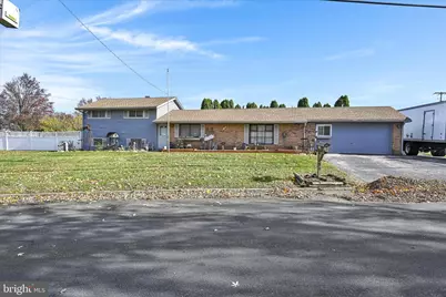 91 Hull Dr, York, PA 17404 - Photo 1