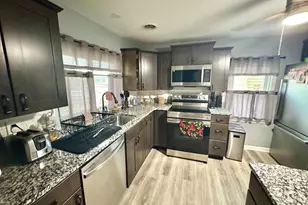 1321 Canterbury Ln, York, PA 17406 - Photo 10