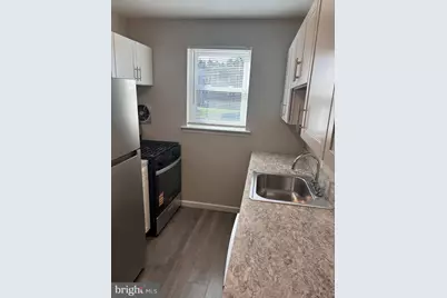 3205 E Market Street #H-04, York, PA 17402 - Photo 2