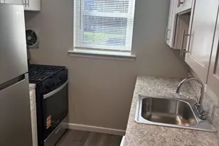 3205 E Market St, York, PA 17402 - Photo 2