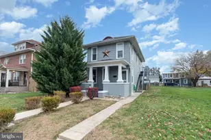 1825 W Philadelphia St, York, PA 17404 - Photo 2