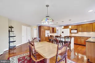 138 W Crestlyn Dr, York, PA 17403 - Photo 8