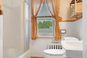 1215 E Walnut St, Hanover, PA 17331 - Photo 16