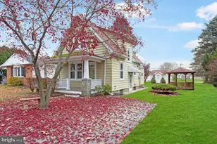 1215 E Walnut St, Hanover, PA 17331 - Photo 2