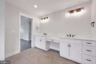 4 Pine Tree Dr, New Cumberland, PA 17070 - Photo 24