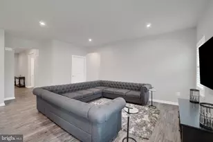 19 Lady Harrington Dr, York, PA 17402 - Photo 8