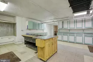 811 E Market St, York, PA 17403 - Photo 92